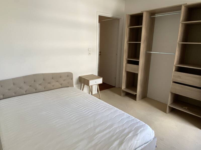 Issy-Les-Moulineaux (92130)