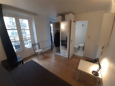 Location appartement studio Paris 10e