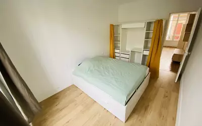 Saint-Ouen-Sur-Seine (93400)