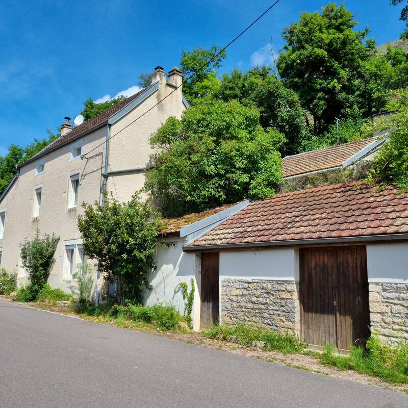 Velars-Sur-Ouche (21370)