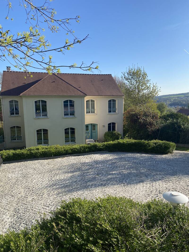 Mézy-Sur-Seine (78250)