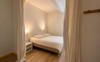 Apt (84400)