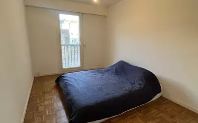 Nantes (44000)
