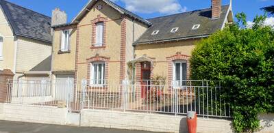 Vente maison 9 pièces Saint-Macaire-en-Mauges (49450)