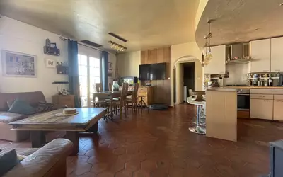 Grimaud (83310)