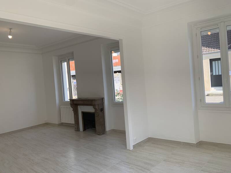 Mézières-Sur-Seine (78970)