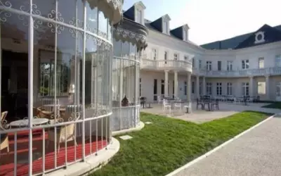 Tours (37000)