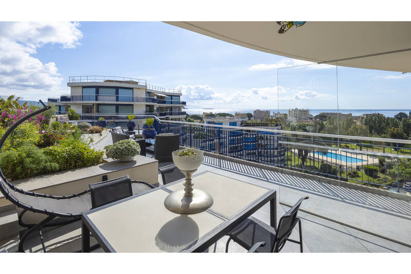 , Terrasse De 100M², Mandelieu-La-Napoule (06210)