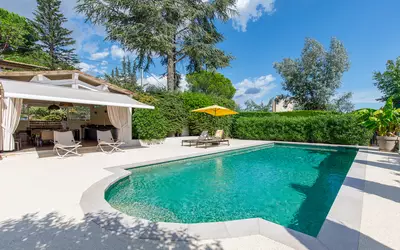 Mougins