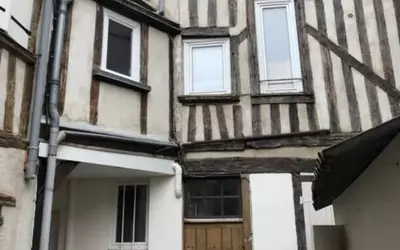 Orléans (45000)