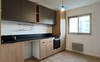 Nantes (44000)