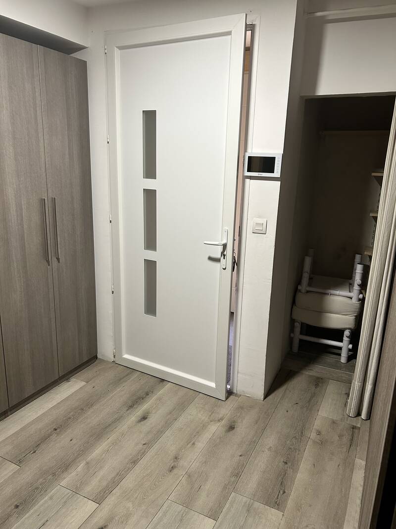 Pertuis (84120)