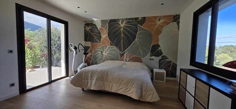 Roquefort-Les-Pins (06330)