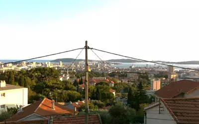 Toulon (83000)