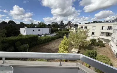 Chantilly (60500)