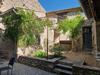 Vente maison 6 pièces Sainte-Jalle (26110)