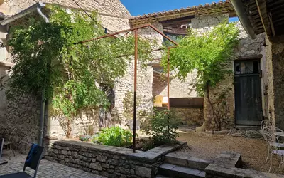 Sainte-Jalle (26110)