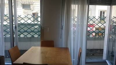 Location appartement studio Paris 18e