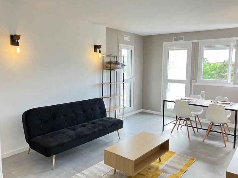 Plaisir (78370)