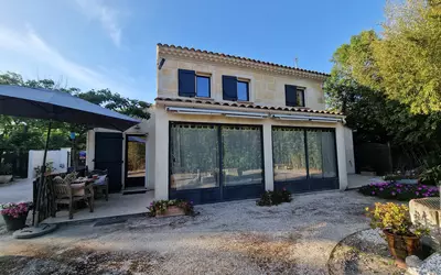 Arles (13104)