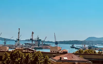 Toulon (83000)