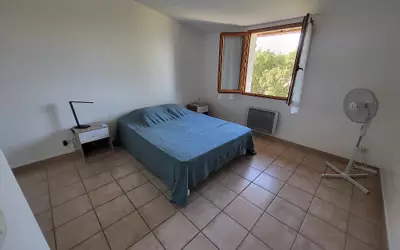 Fréjus (83600)