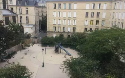 Paris 4E
