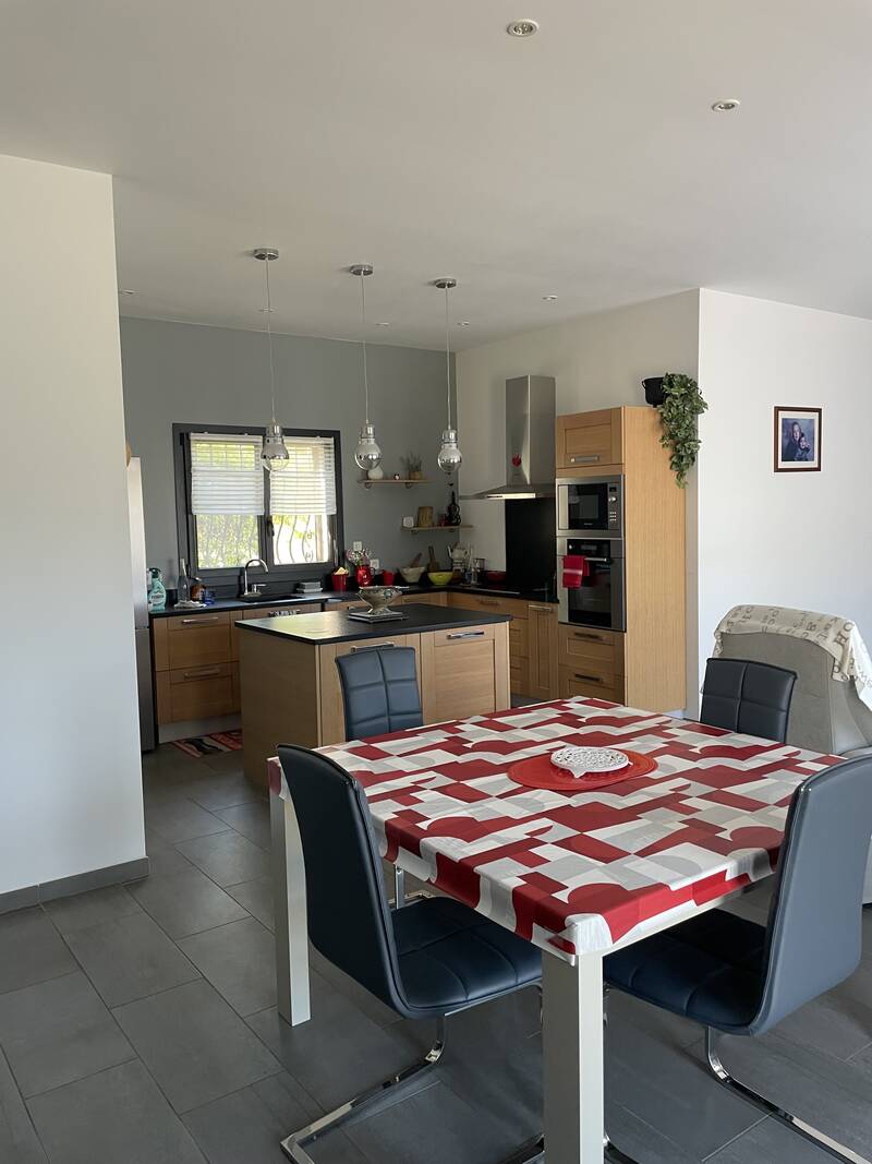 Saint-Cyr-Sur-Mer (83270)