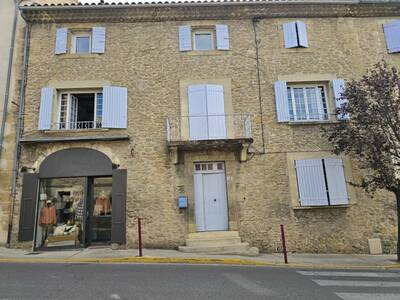 Vente maison 6 pièces Lauris (84360)