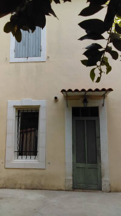 Location maison 2 pièces Arles (13)