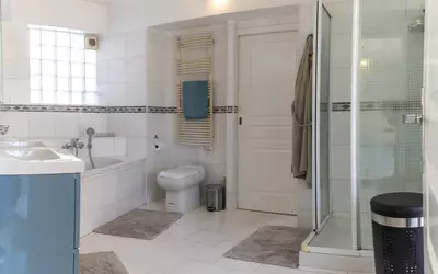 Cannes (06150)