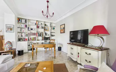 Avignon (84000)