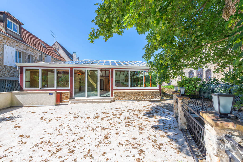 Maison 6 pièces 206 m² · à Senlisse · 206 m² · 639 000 €
