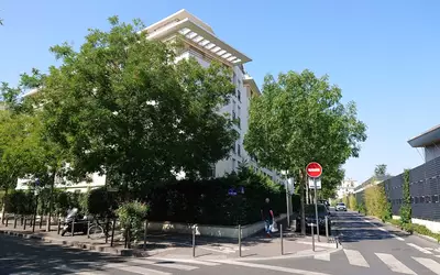 Bois-Colombes (92270)