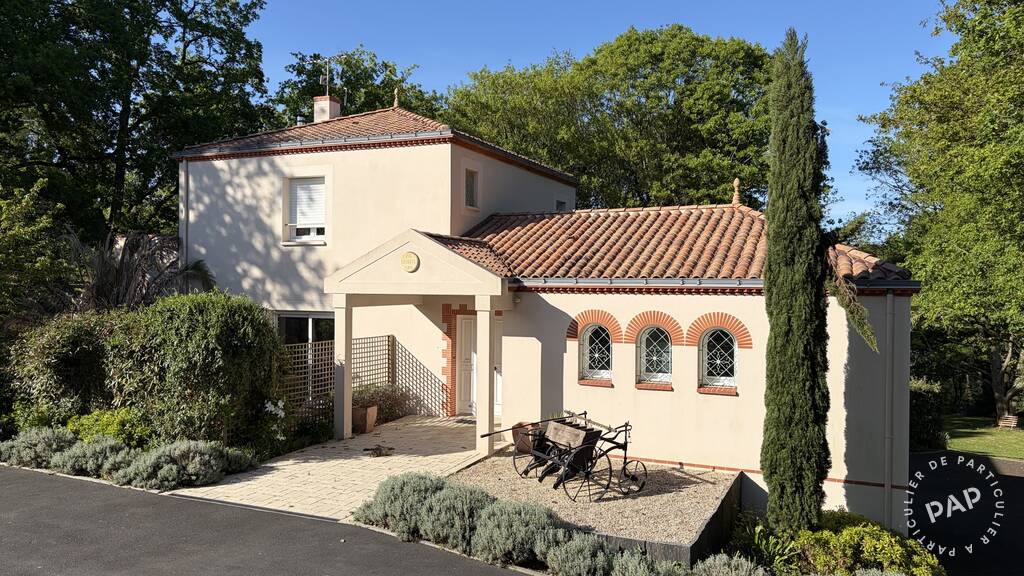 Vente maison 345 m² Cugand (85610)