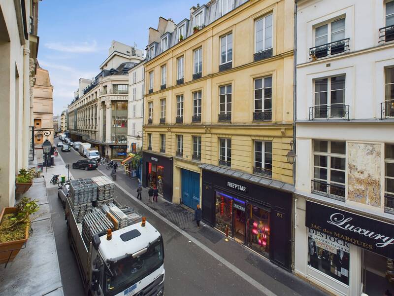 Duplex Lumineux En Plein Coeur Du Marais