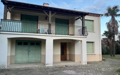 Tournon-Sur-Rhône (07300)