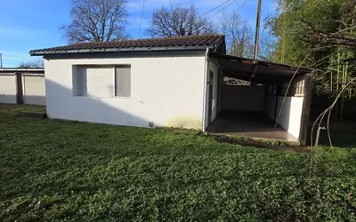Saint-Médard-De-Guizières (33230)Propriété De Charme Au Bord De L'eau  À 5Mn De 