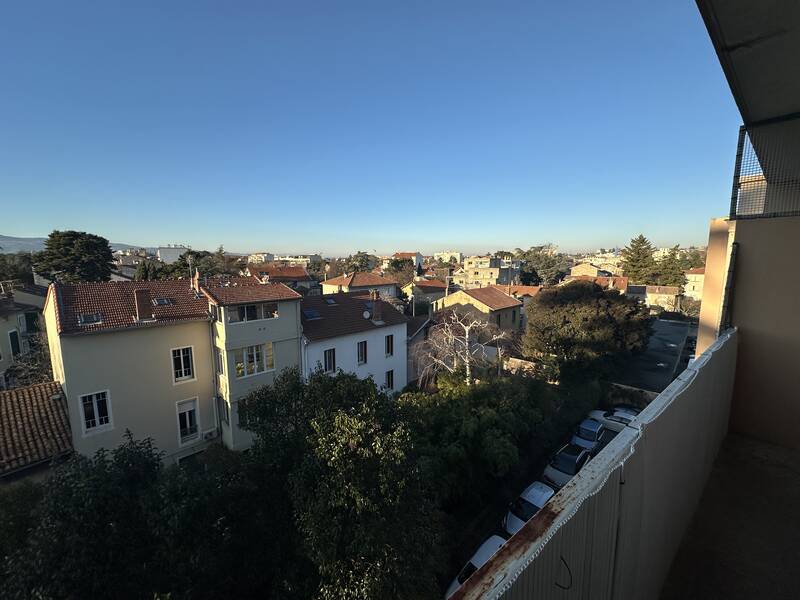 Valence (26000)