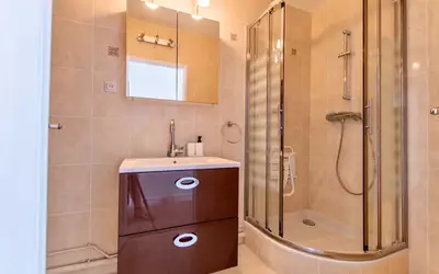 Asnières-Sur-Seine (92600)