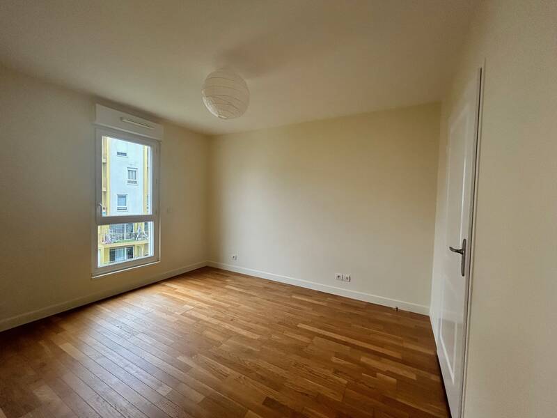 Issy-Les-Moulineaux (92130)