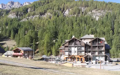 Molines-En-Queyras (05350)