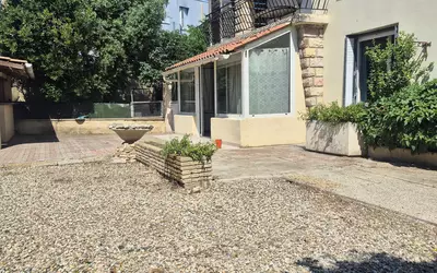 Avignon (84000)