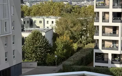 Issy-Les-Moulineaux