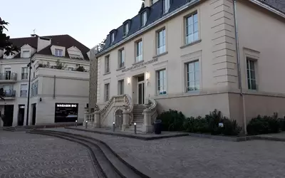 Châtenay-Malabry (92290)