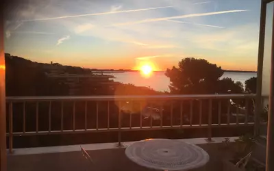 Cannes (06150)