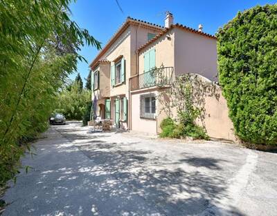 Vente maison 6 pièces Six-Fours-les-Plages (83140)