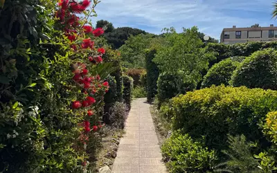 Fréjus (83600)