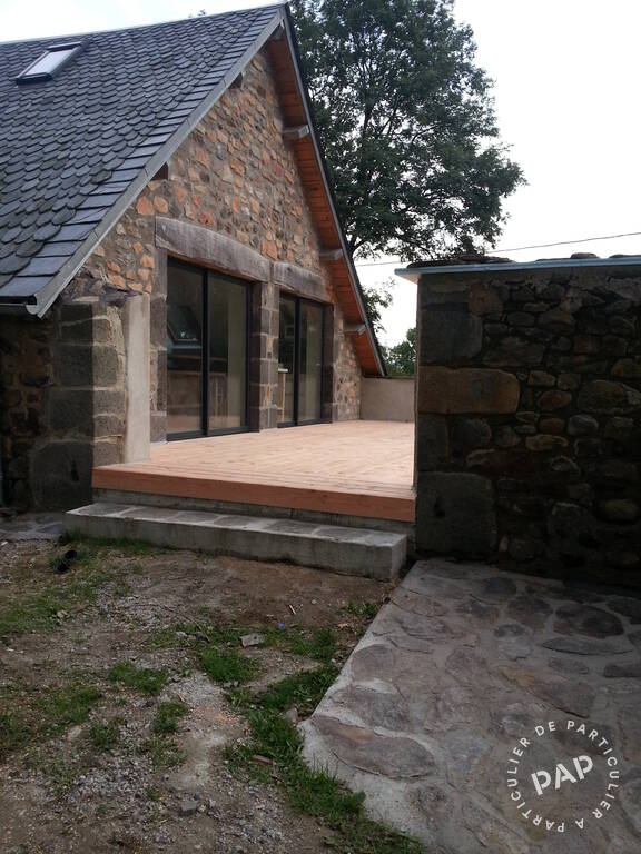 Vente maison 148 m² Saint-Sauves-D'auvergne (63950)