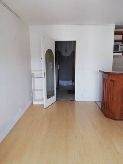 Location appartement studio Paris 9e